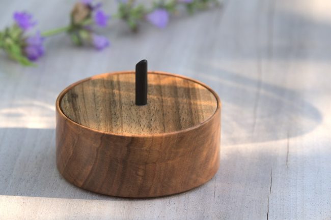 Salzdose Kirsche Nuss Mooreiche